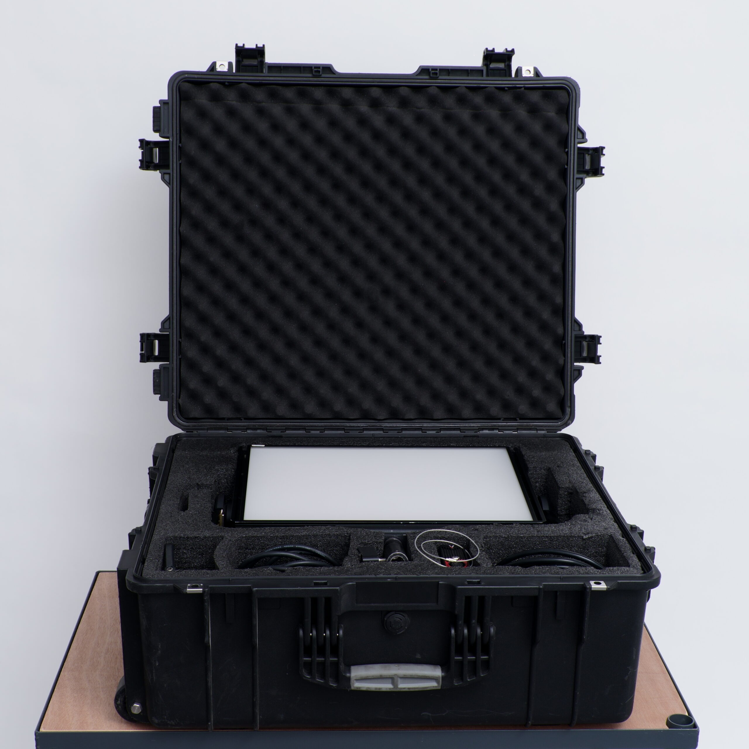 Aputure - Nova P300c 300W RGBWW LED Soft Panel