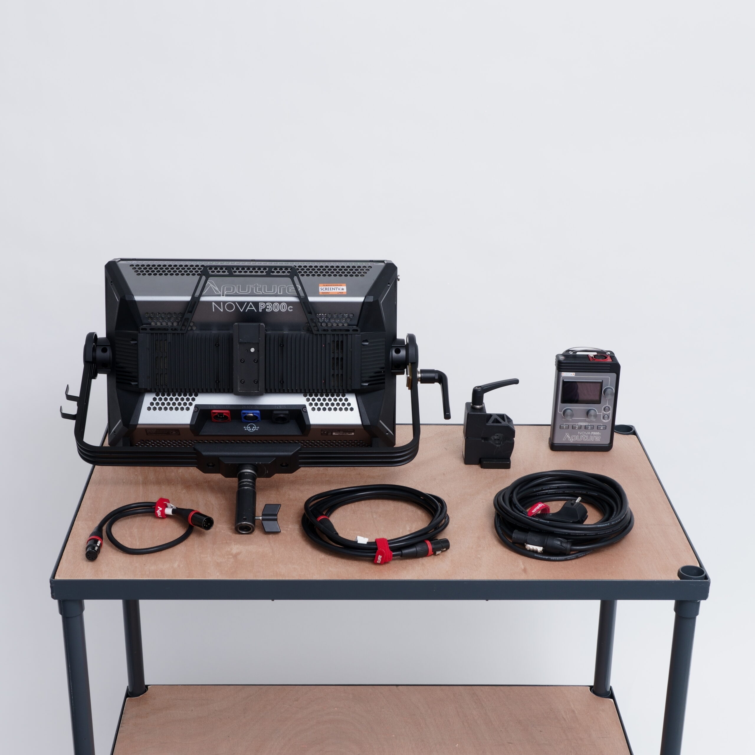 Aputure - Nova P300c 300W RGBWW LED Soft Panel – Bild 2